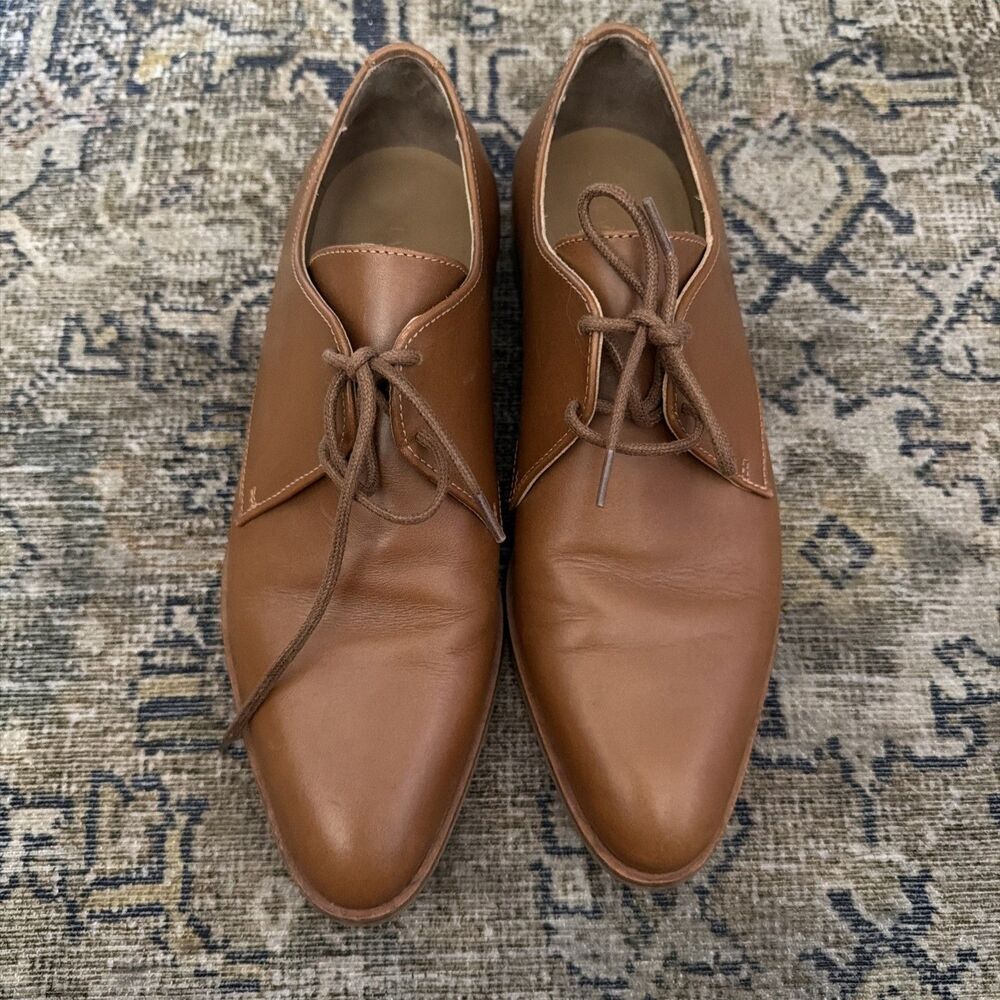 Classic Brown Leather Women's Lace-Up Oxfords